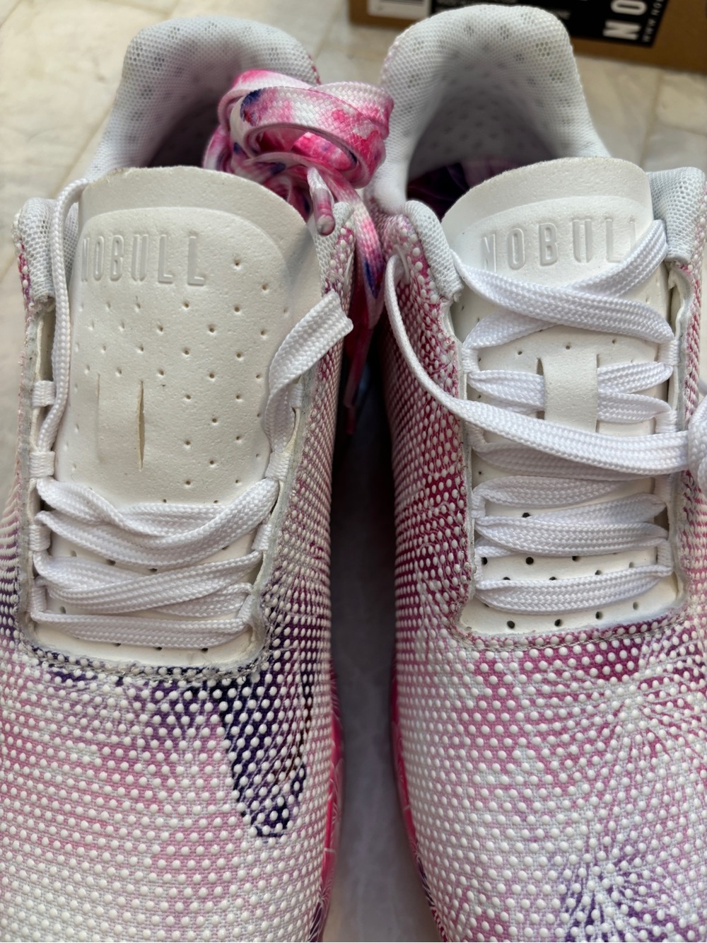 NOBULL White and Pink Floral Low-Top Trainer NEW IN BOX - Picture 8 of 10